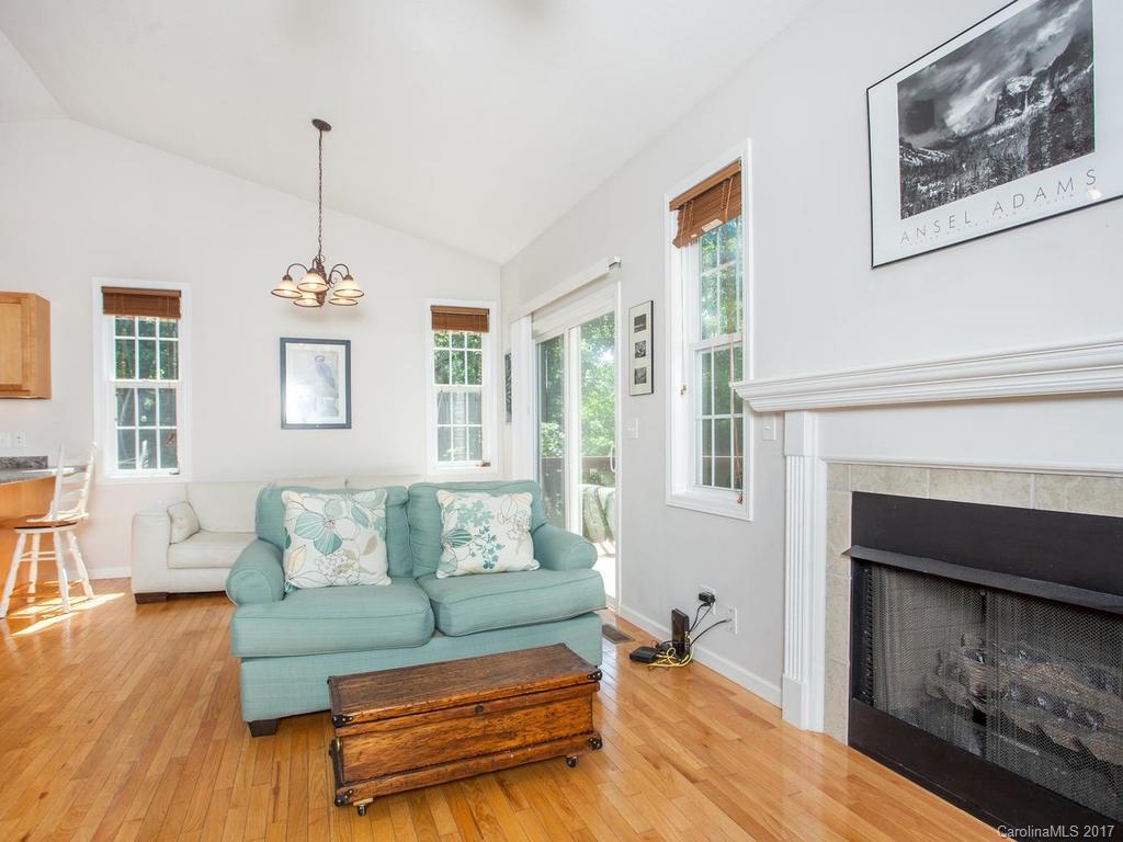 Royal Pines - Residential