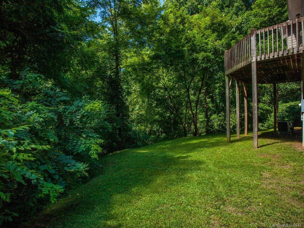 Royal Pines - Residential