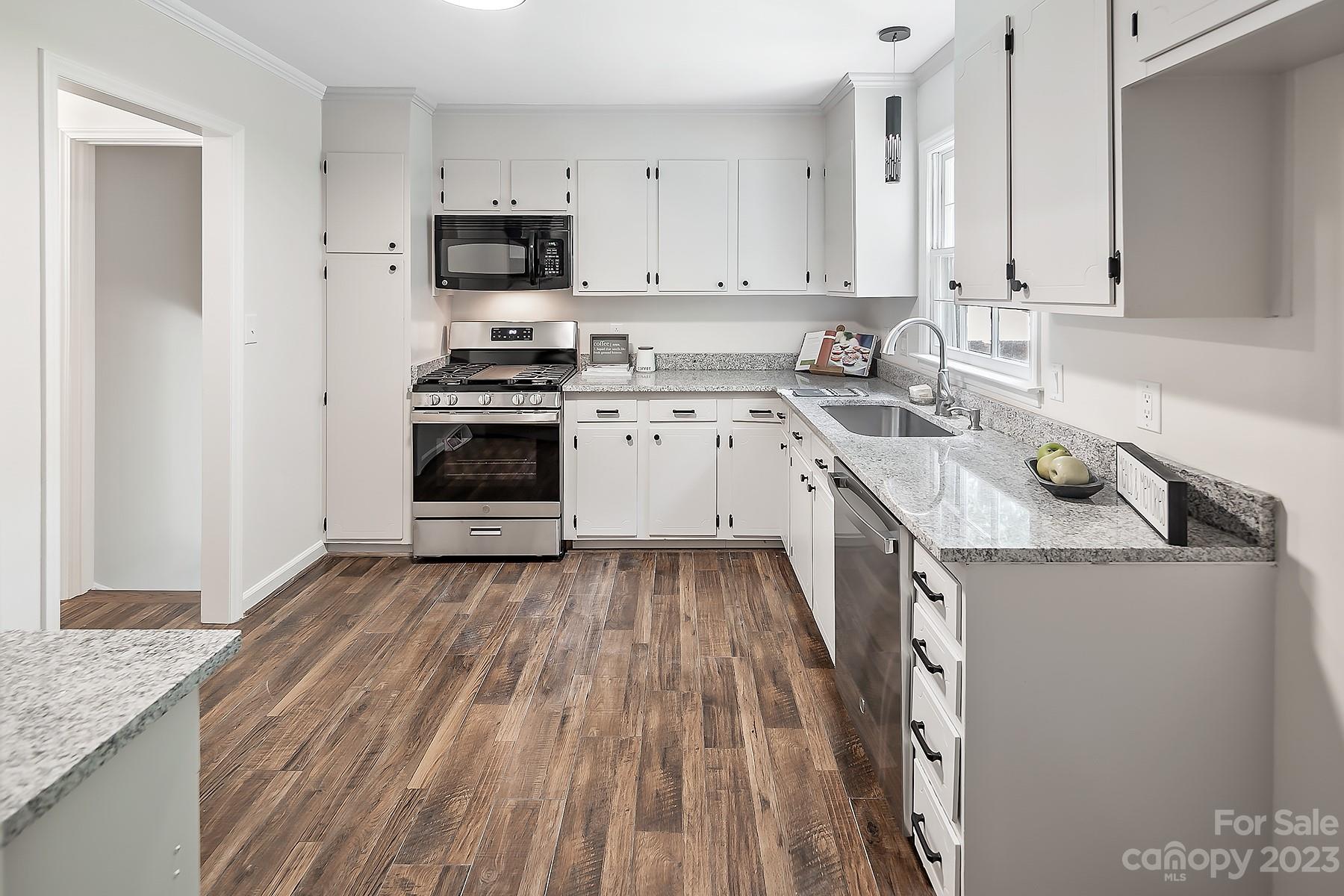 Sardis Woods - Residential