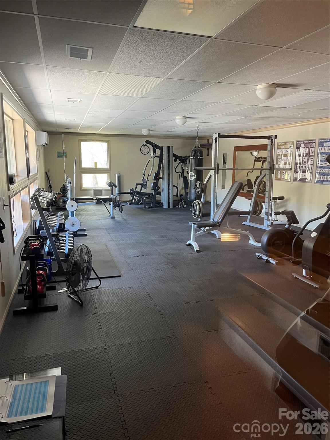 Powder Horn Mountain - Land