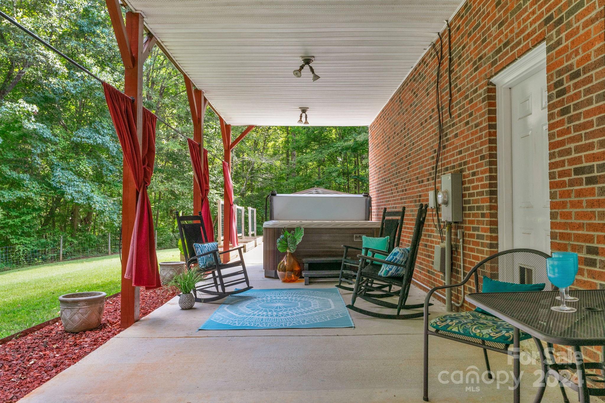 The Hylands - Residential