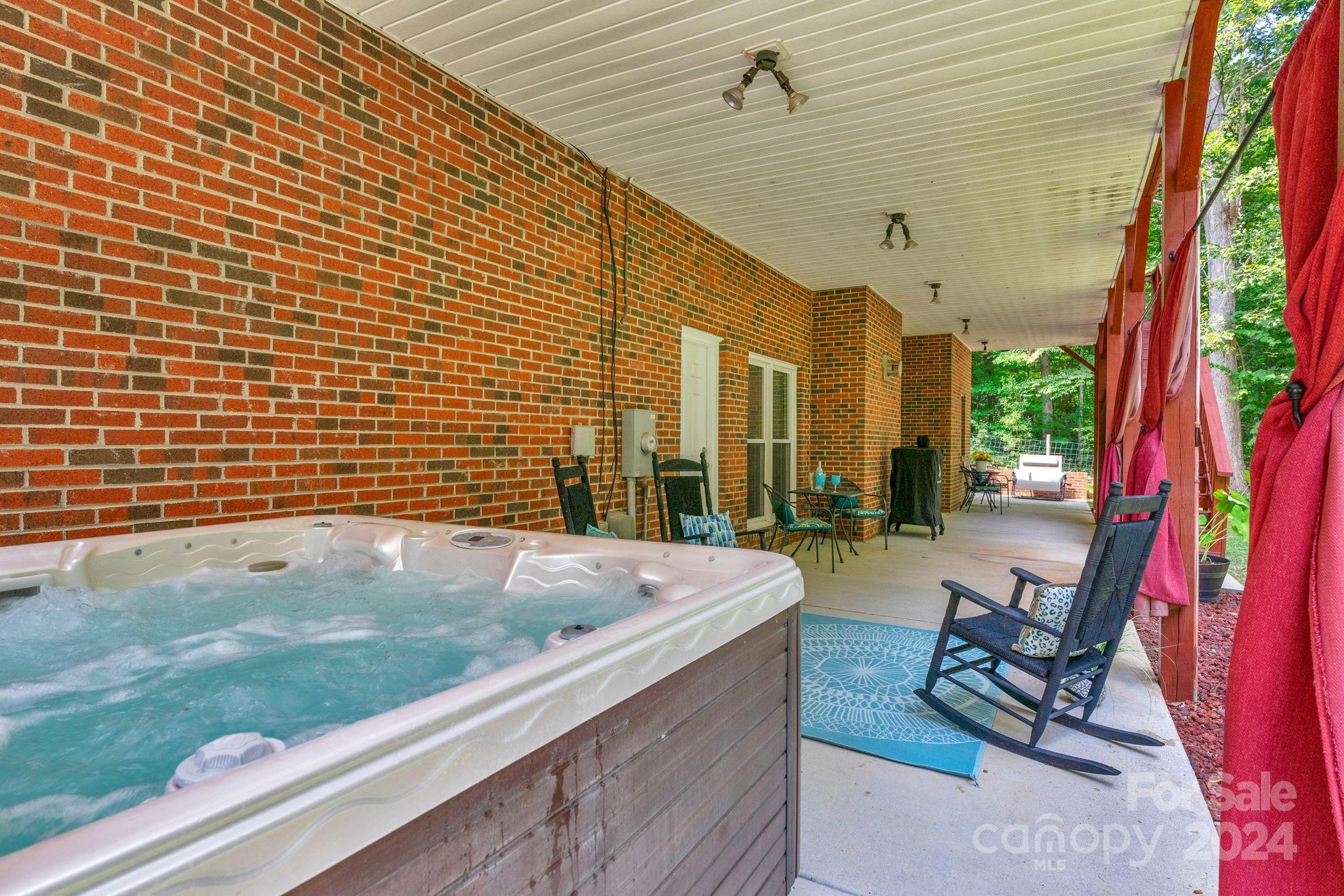 The Hylands - Residential