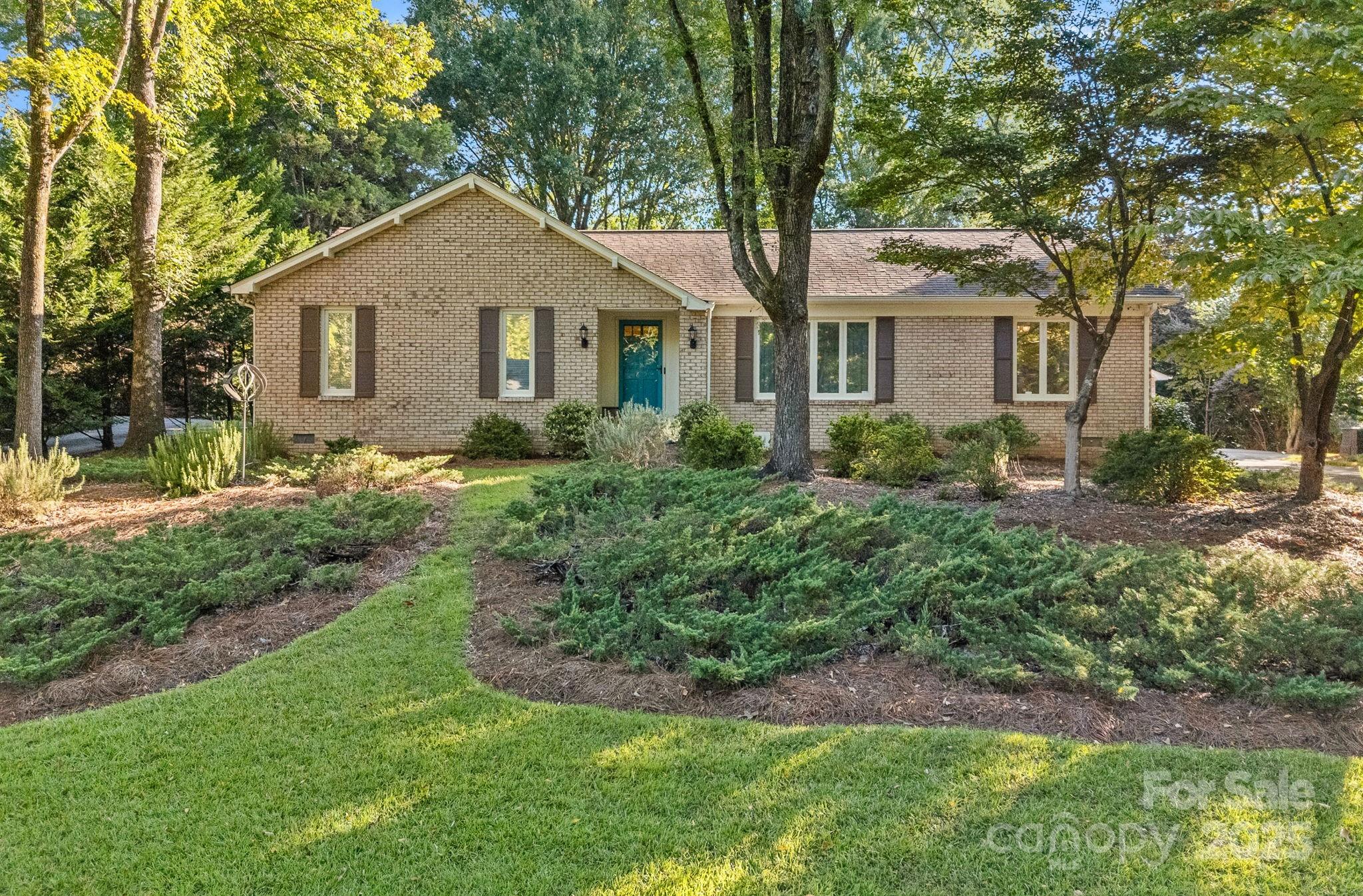 1622 Piccadilly Drive