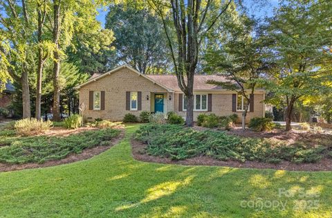 1622 Piccadilly Drive Charlotte NC 28211