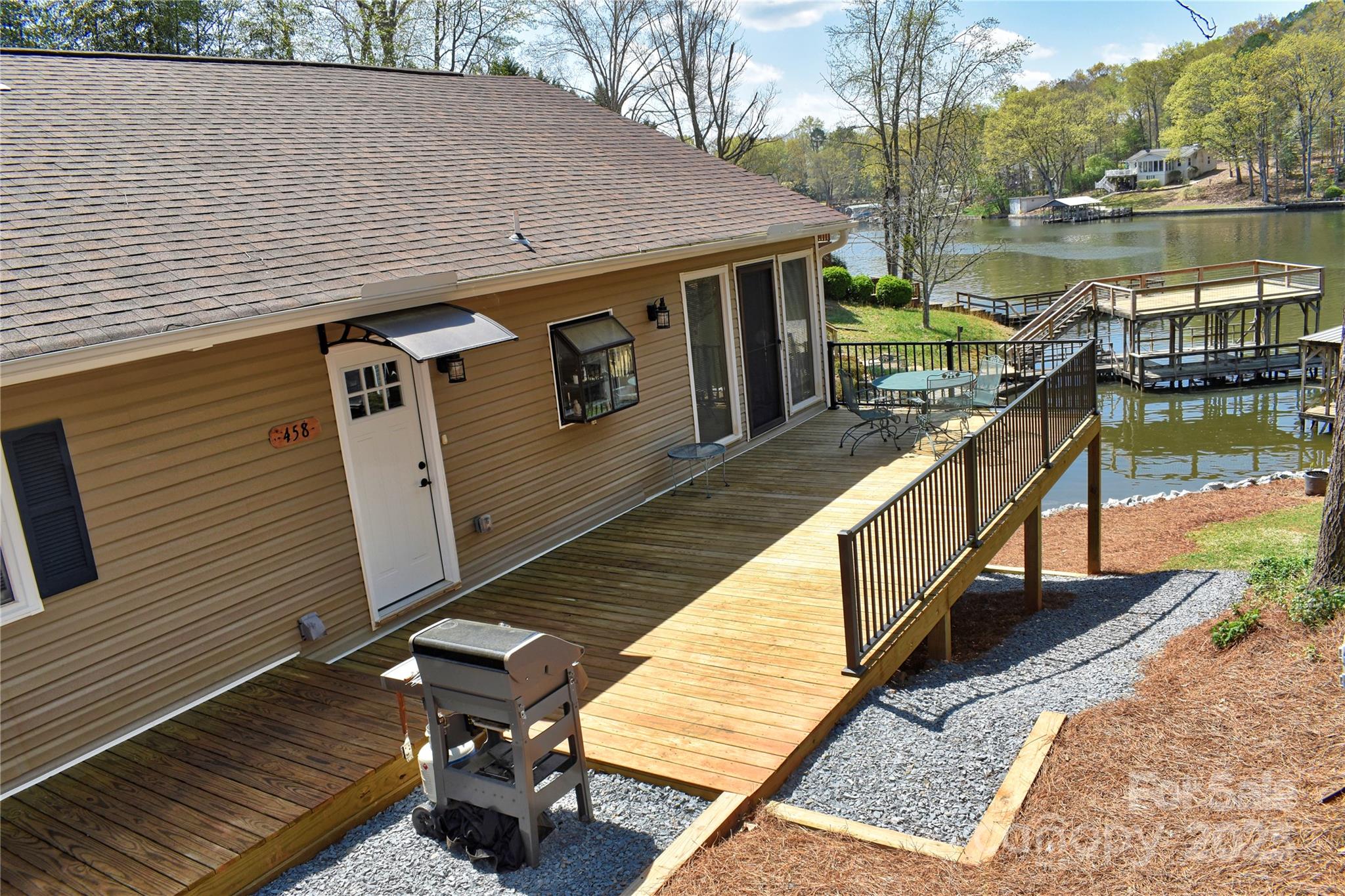 458 Pinehaven Drive