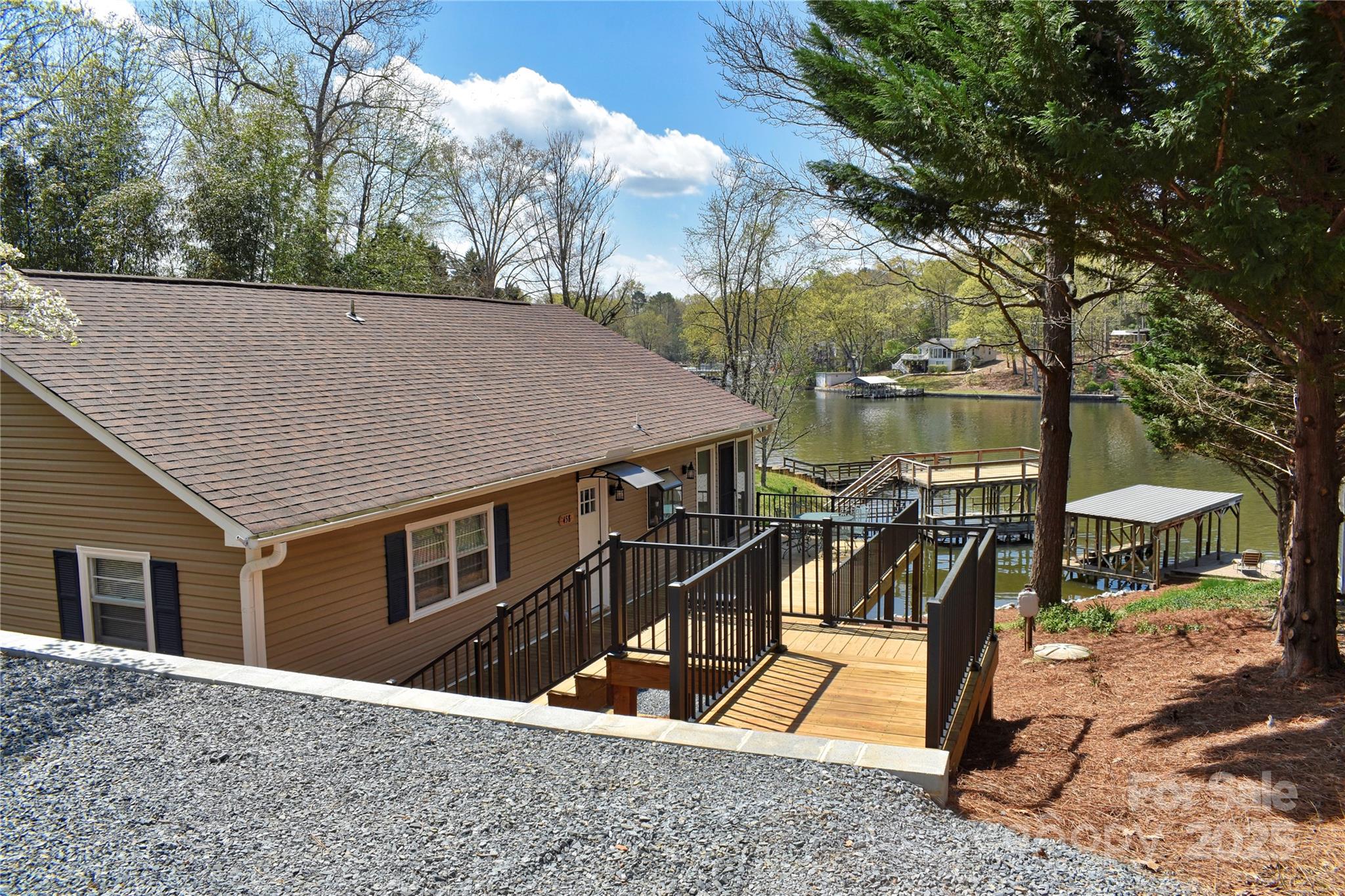458 Pinehaven Drive