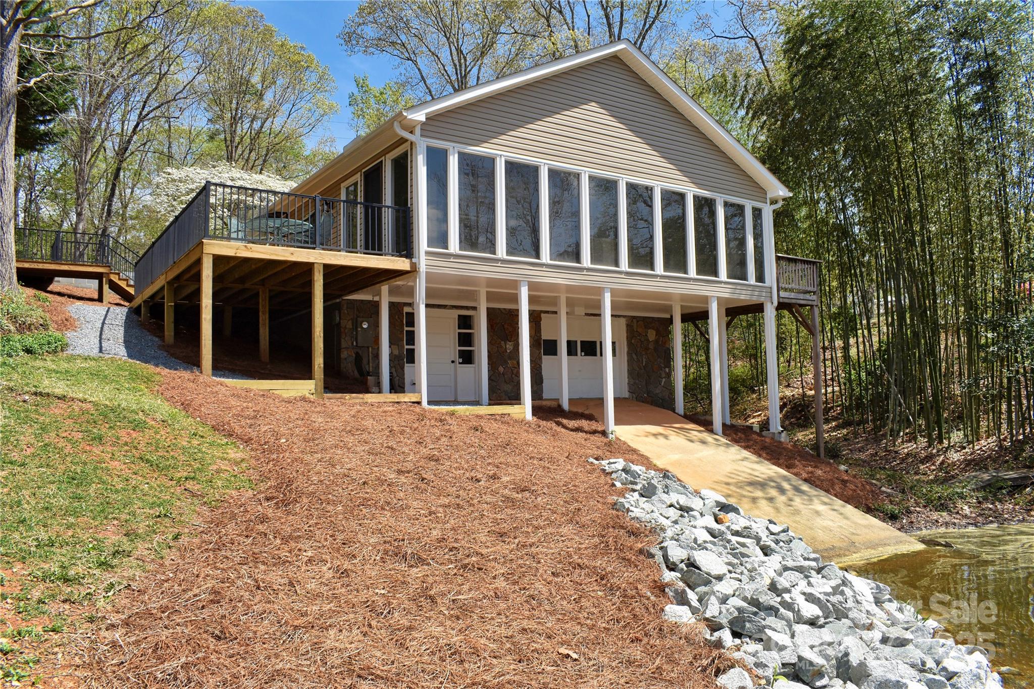 458 Pinehaven Drive