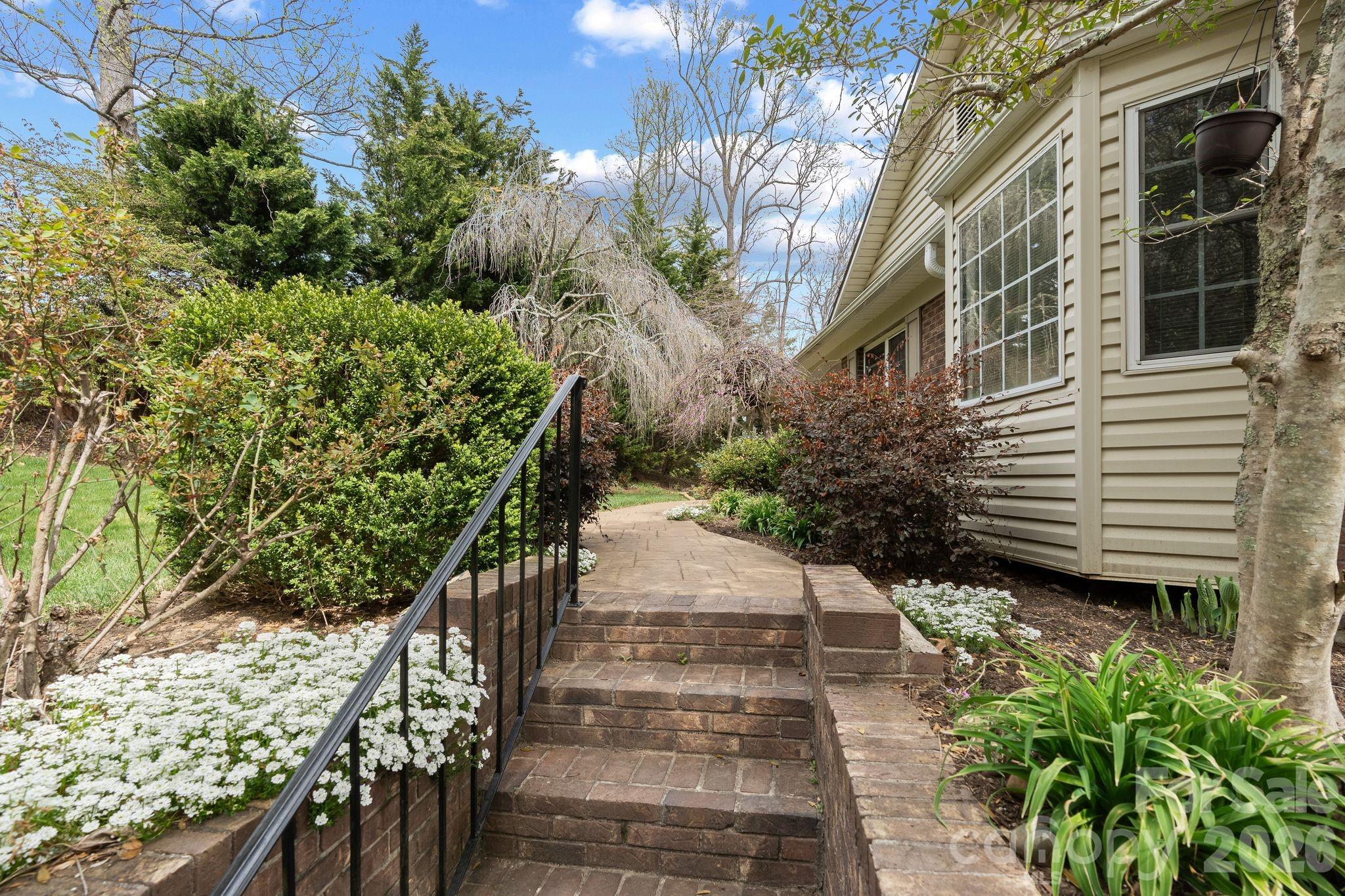 Hunters Glen - Residential