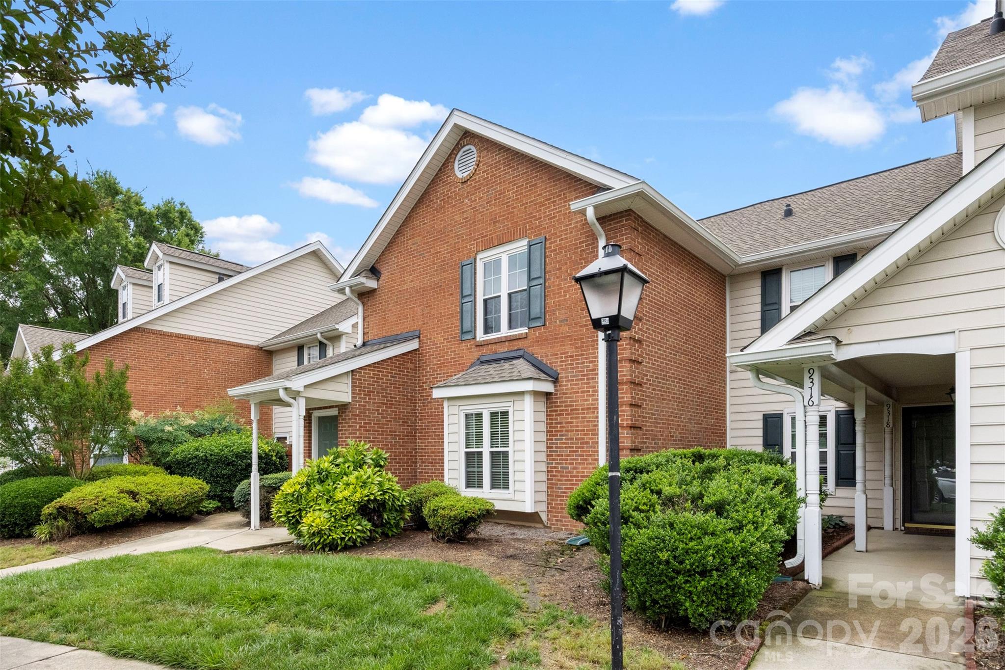 9320 South Vicksburg Park Court