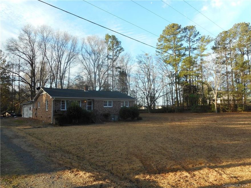 Wonderful opportunity for commercial zoned property on Fort Mill Highway located just minutes to downtown Fort Mill proper and about 10 minutes to Ballantyne. The property is about 1.25 acres of flat land bordering Blackwelder Rd which could be a second entrance. The property is zoned B3. Attached to this property for potential office use is a 3 bedroom 1.5 bath home ( approx. 1320 sq ft ) at 3 car attached garage ( approx. 700 sq ft ) and an outbuilding ( approx. 300 sq ft ). lots of potential.