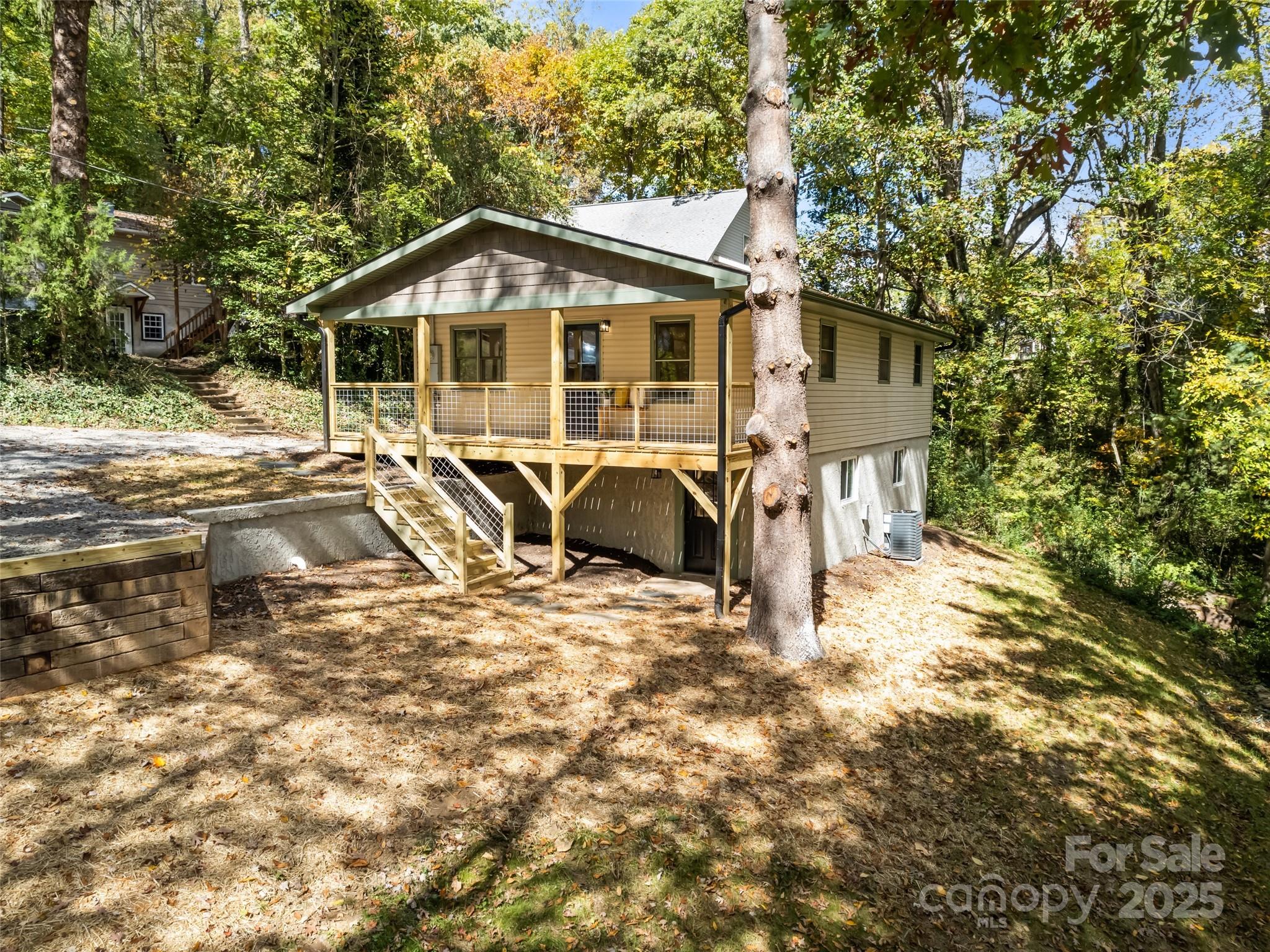 106 Arnold Heights