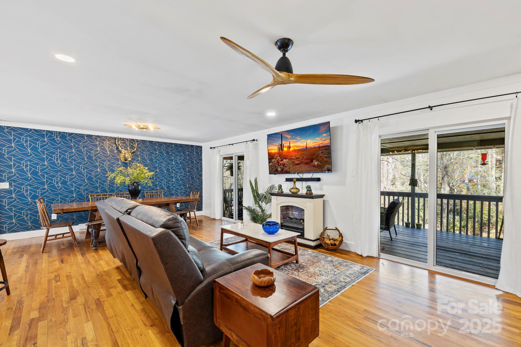 228 White Oak Road