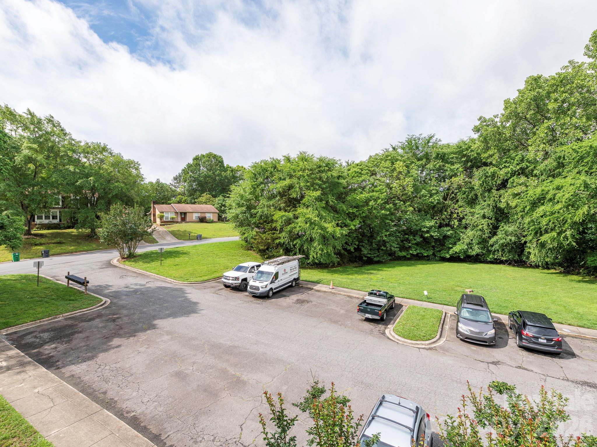 Pheasant Knoll - Residential
