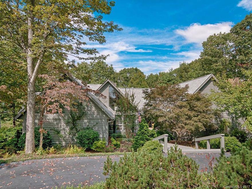 A beautiful architect designed contemporary home with outstanding north-west mountain views in Kenmure Golf & Country Club. 3000 ft of main level living 3 BRs, 3 BAs, Den, GR with floor to ceiling gas FP, formal dining, eat-in kitchen & laundry all on main. Family Room & Ba on lower level. Exceptional screen porch looking out at the mountains, windows & sliding doors throughout. Most everything has been updated, kitchen, baths, floors, heating, roof, air, move in & enjoy this special home.