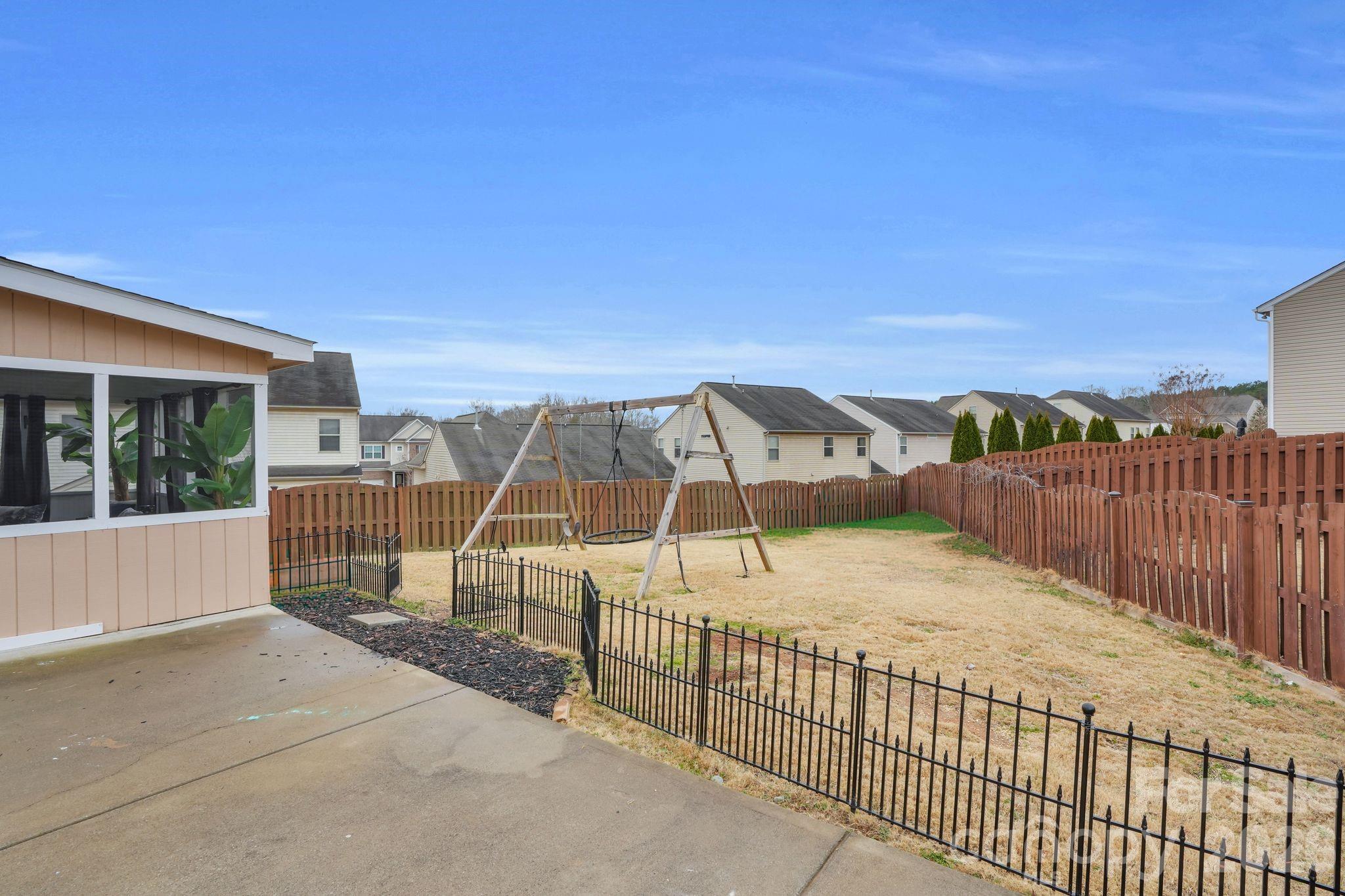 Almond Glen - Residential