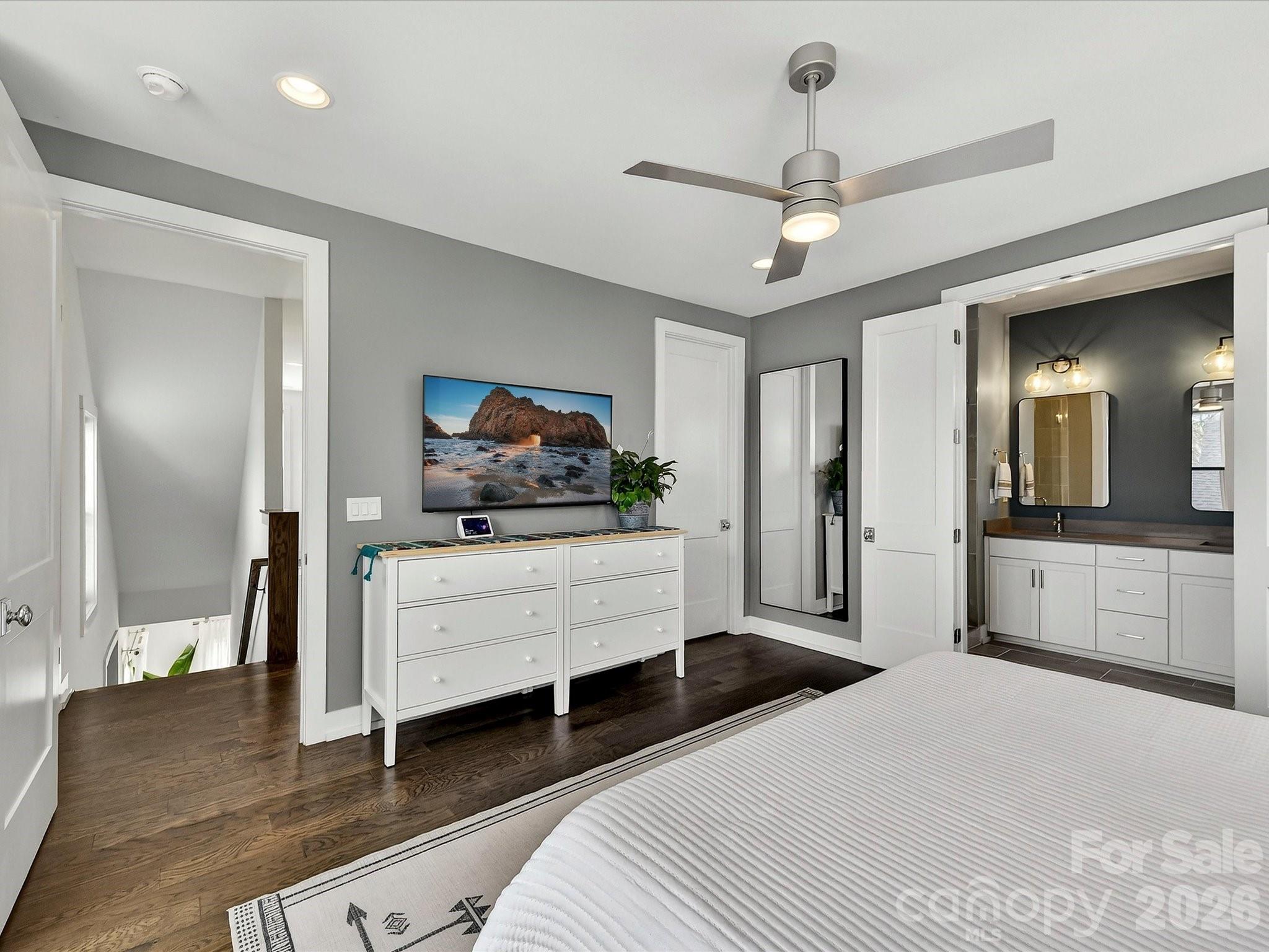 Villa Heights - Residential