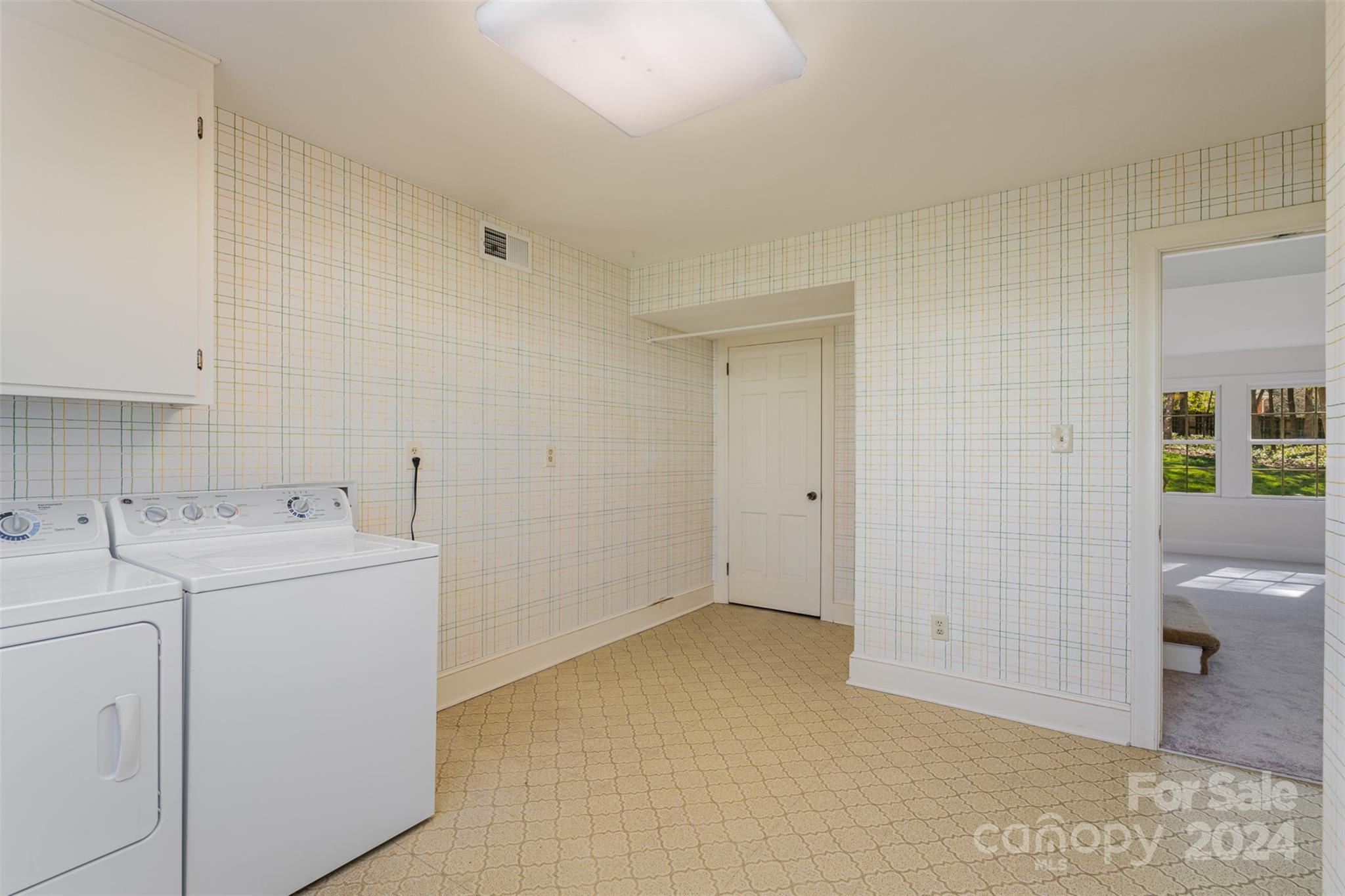 Sherwood Forest - Residential