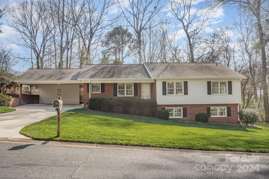 Come see this well maintained home in Sherwood Forest neighborhood. This home has 4 bedrooms and 3 bathrooms spread across 2678 square feet and offers a comfortable and spacious living environment. The daylight basement provides an additional bedroom, a full bath and a very large laundry room and has great natural light.
Situated on a generous .46 lot, this property features a 2-car attached carport for convenient parking and storage options. Updated features include newer windows, newer Gas Pack, tank less hot water heater and a full house filtration system. The inclusion of a fridge, washer, and dryer adds to the convenience, allowing you to settle in without delay. This residence presents an exciting opportunity to create a space that truly reflects your style and preferences. new driveway, gutters with gutter guard.