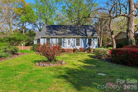 Photo of 403 Brookgreen Drive, Monroe, NC 28112 (MLS # 4363256)