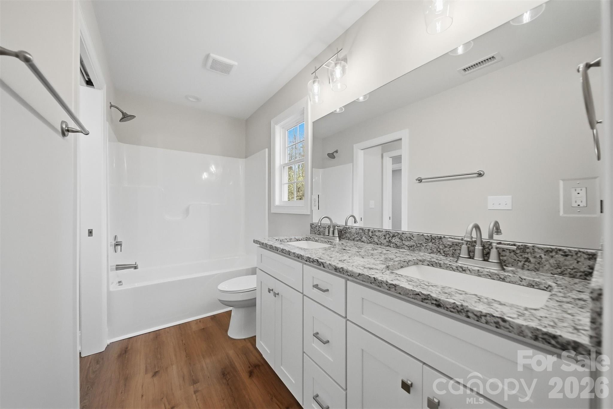 The Glen at Green Park - Residential