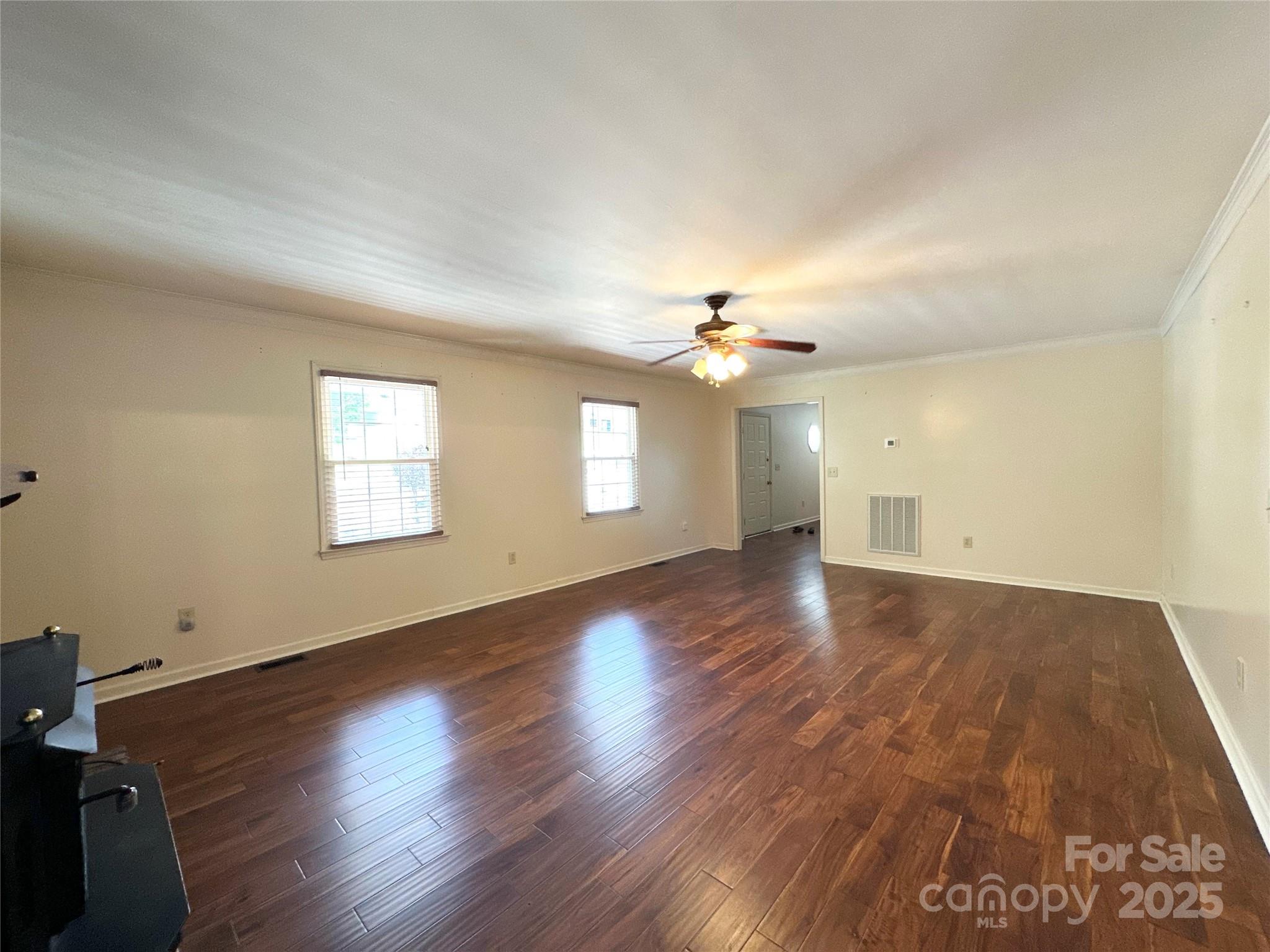 Granite Falls, North Carolina 28630, United States, 3 Bedrooms Bedrooms, ,3 BathroomsBathrooms,Residential,Active,154186