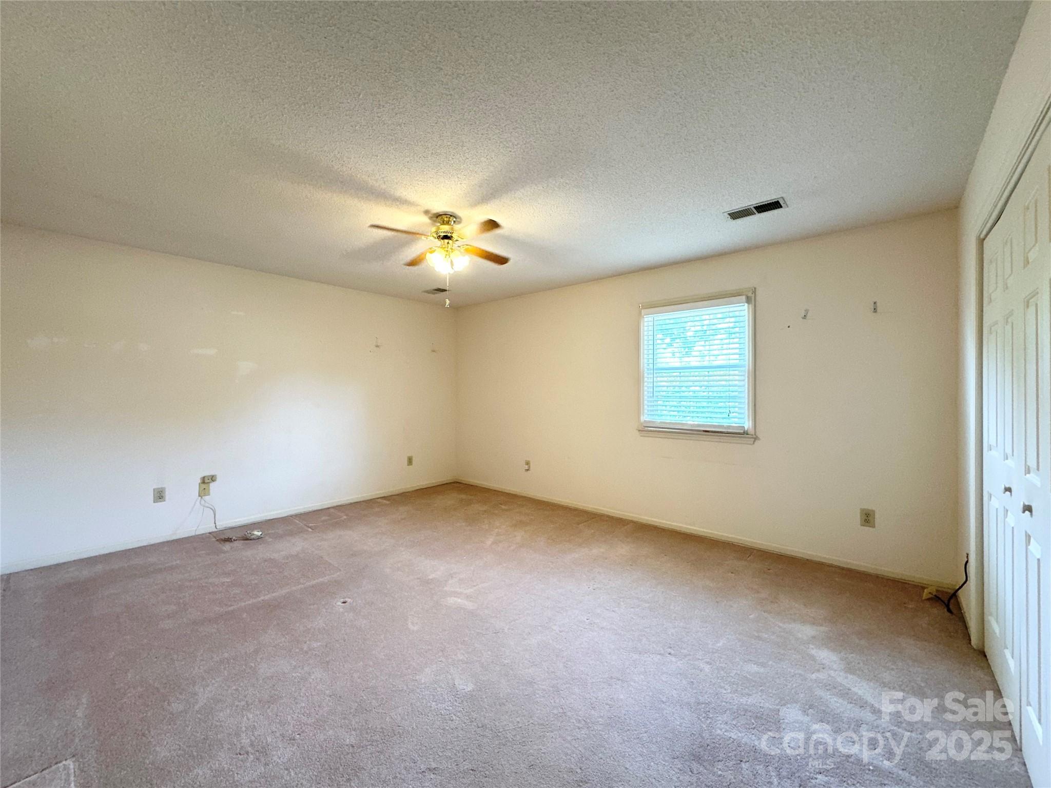 Granite Falls, North Carolina 28630, United States, 3 Bedrooms Bedrooms, ,3 BathroomsBathrooms,Residential,Active,154186