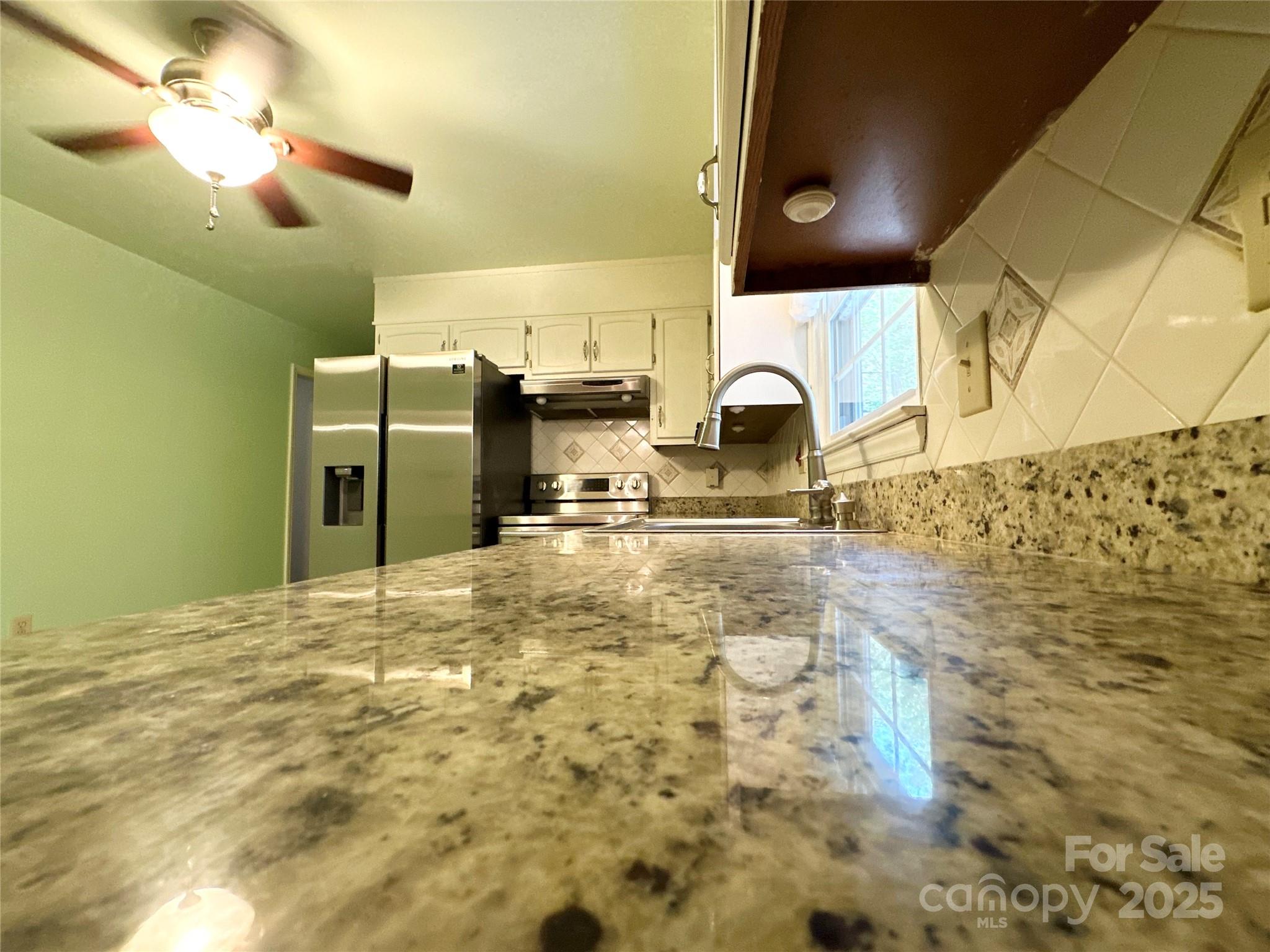 Granite Falls, North Carolina 28630, United States, 3 Bedrooms Bedrooms, ,3 BathroomsBathrooms,Residential,Active,154186