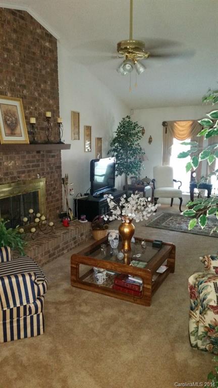 CandleLight Forest - Residential