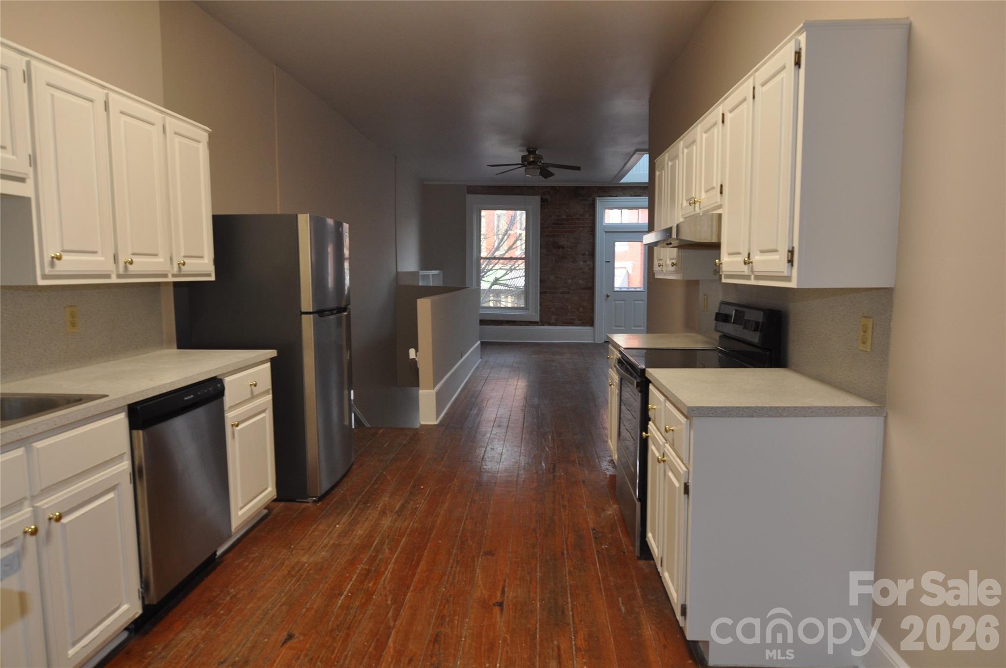 107 Gadsden Street A&B