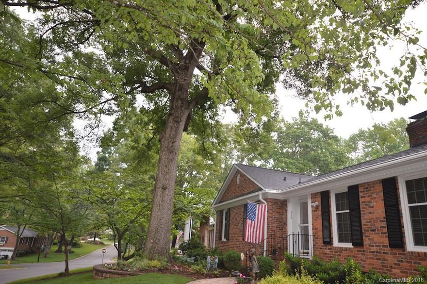 ONE OF THE MOST PRISTINE QUIET STREETS IN MADISON PARK.  PERFECT BRICK RANCH IS MOVE IN READY! RARE ATTACHED 2 CAR GARAGE, SCREENED PORCH, FLAT SPACIOUS YARD WITH TALL PRIVACY FENCE & IRRIGATION, PATIO PAVED ENTERTAINING AREA WITH BUILT IN STONE FIRE PIT, FRESH REFINISHED HARDWOODS, NEW WINDOWS, EXTENSIVE LANDSCAPING AND ANNUALS,  WORKSHOP IS GREAT FOR STORAGE OR MAKE IT YOUR HOME PROJECT SPACE!  HOME HAS BEEN IMMACULATELY CARED FOR AND PRE-INSPECTED. TOP OF THE LINE HWA WARRANTY INCLUDED.