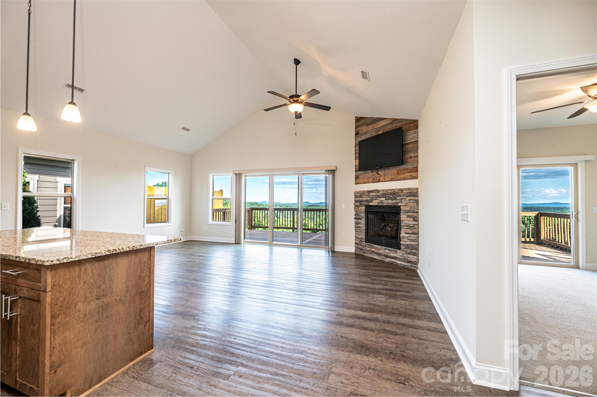 1381 River Club Ridge C8