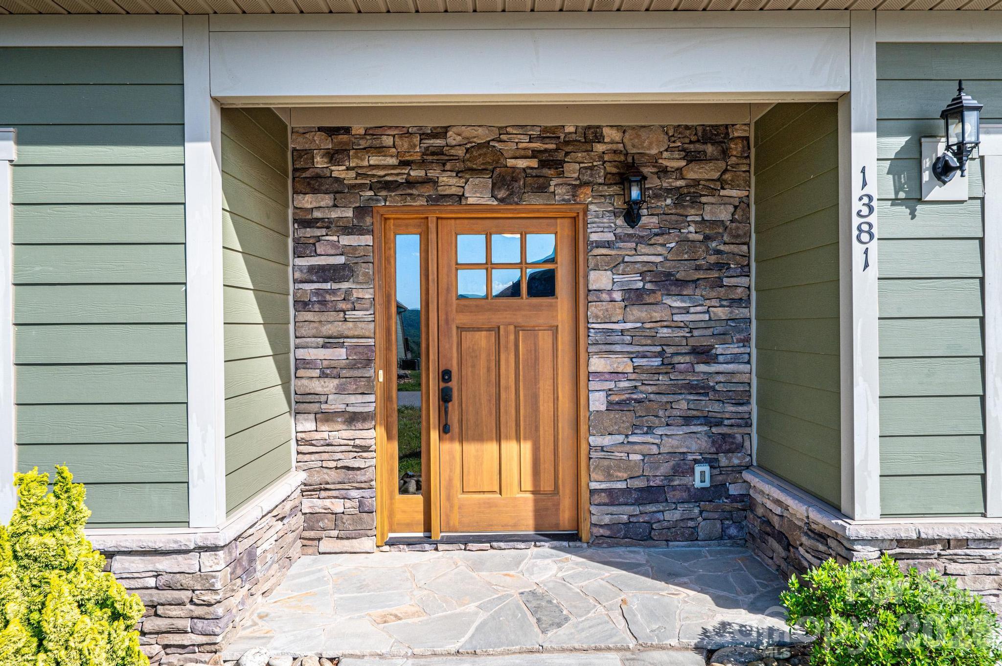 1381 River Club Ridge C8