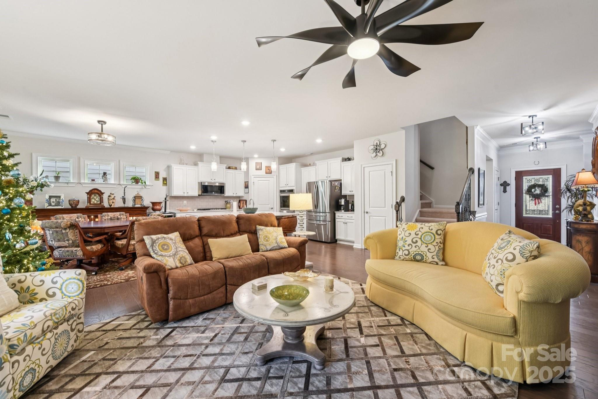 5105 Chegall Crossing Way