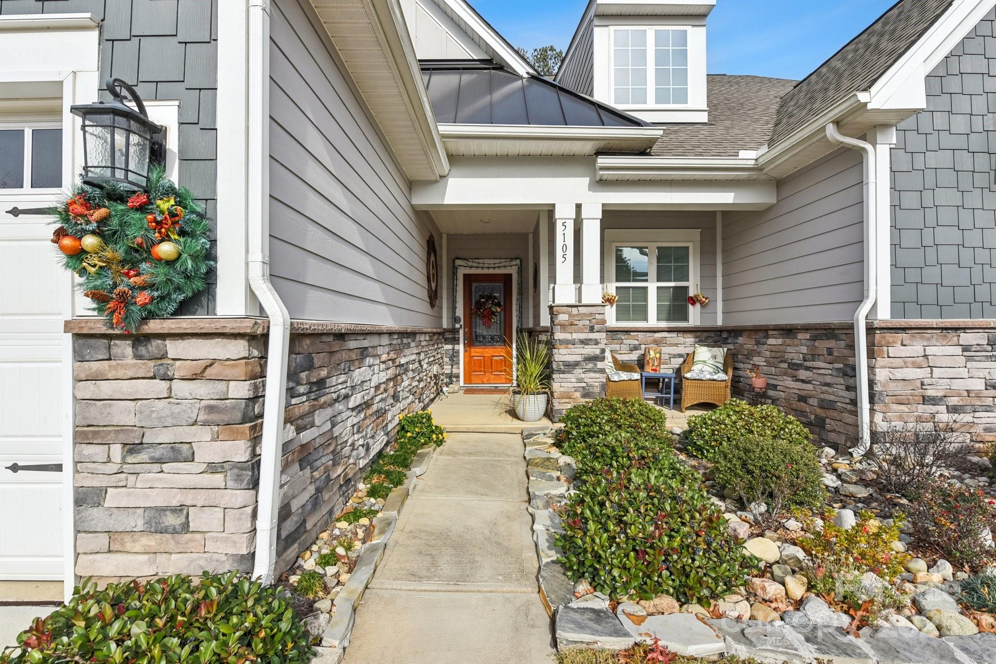 5105 Chegall Crossing Way