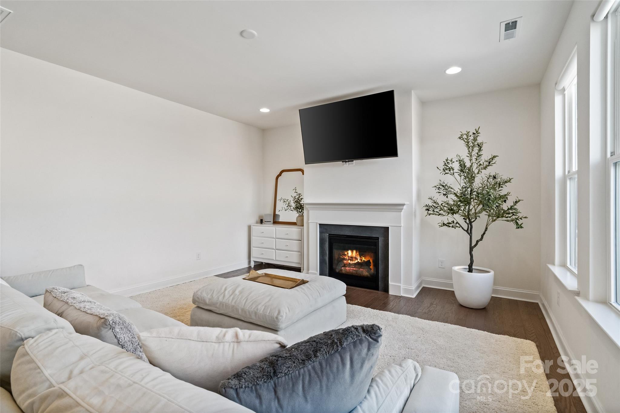 Paddlers Cove - Residential