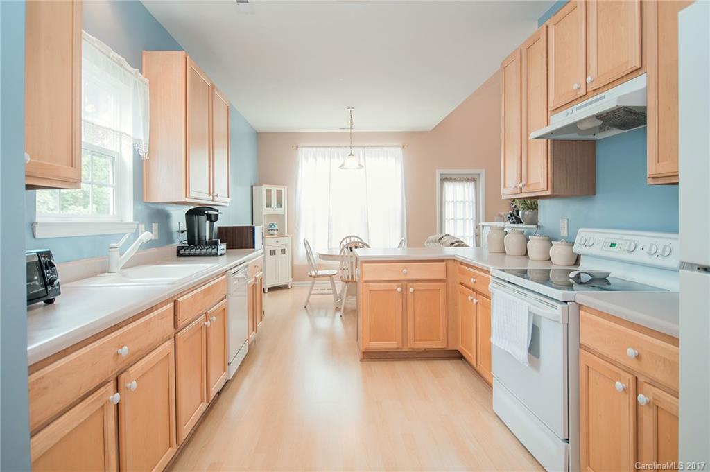 Autumn Cove At Lake Wylie - Residential