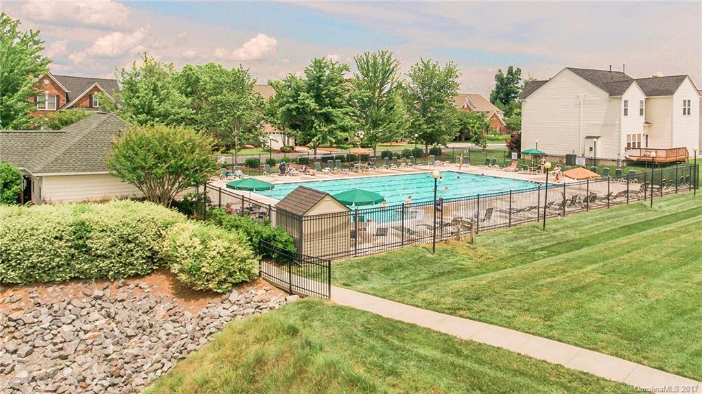 Autumn Cove At Lake Wylie - Residential