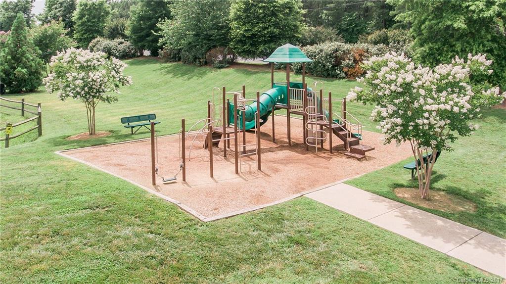 Autumn Cove At Lake Wylie - Residential