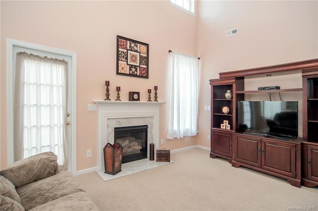 Autumn Cove At Lake Wylie - Residential