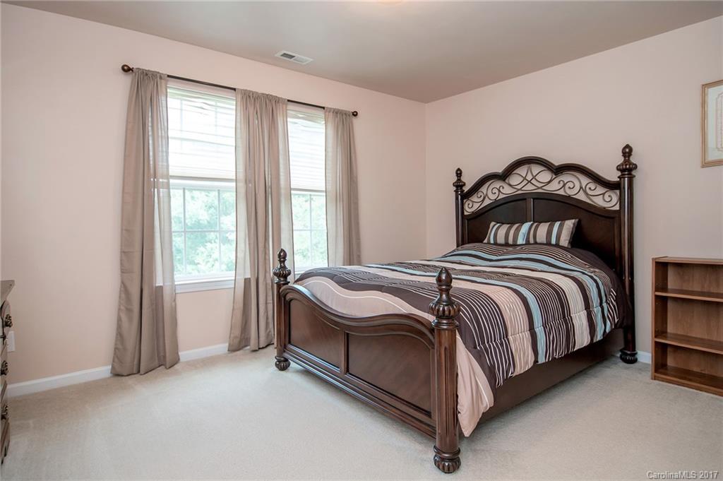 Autumn Cove At Lake Wylie - Residential