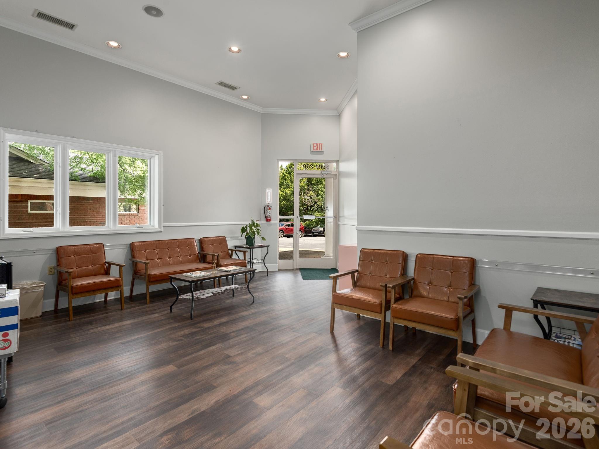 7 Walden Ridge Drive 200