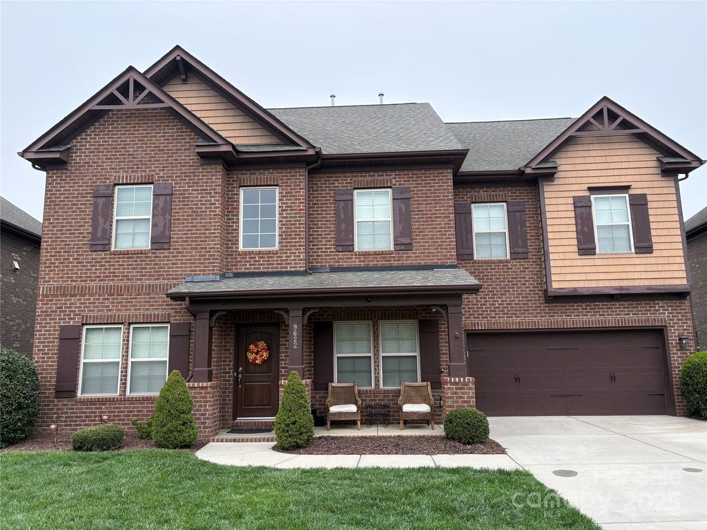 listing image 0