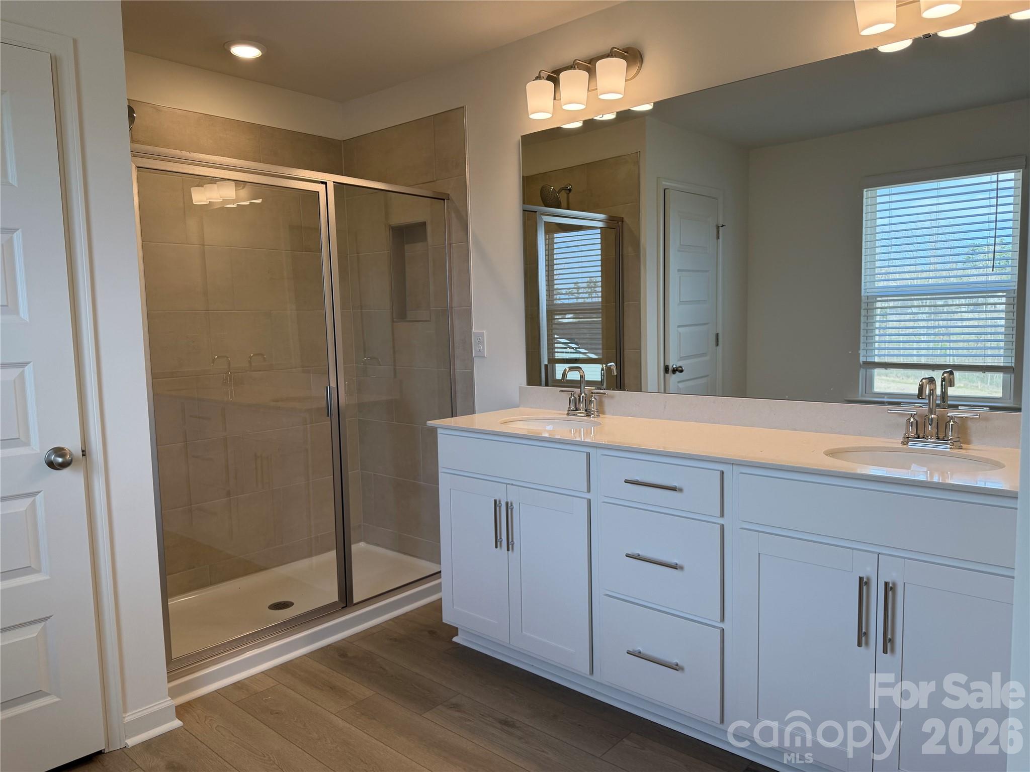 Bella Vista - Residential