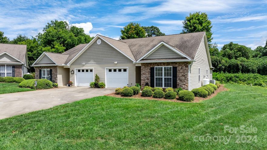 Looking for a well maintained one level home with enough space for entertaining friends and family and lawn maintenance provided?  This small cluster of townhomes in Abee Commons is centrally located to a thriving downtown with restaurants, shops and a community park, as well as grocery stores, gas stations and other local businesses.  There is plenty to see and do including exploring the Pisgah national forest and it's many walking and hiking trails, as well as beautiful waterfalls and space to relax and enjoy nature.  If swimming, boating, fishing and camping is your jam then Lake James is beautiful place to build memories with family and friends.  With easy access to I 40 both day and weekend adventures await in Boone, blowing rock or Asheville and beyond.  This affordable 3-bedroom, 2 full baths home with vaulted ceilings, wood flooring, lovely patio and 1 car garage is ideal for anyone looking to downsize, enjoy the lock and go lifestyle, or invest in a long-term rental property.