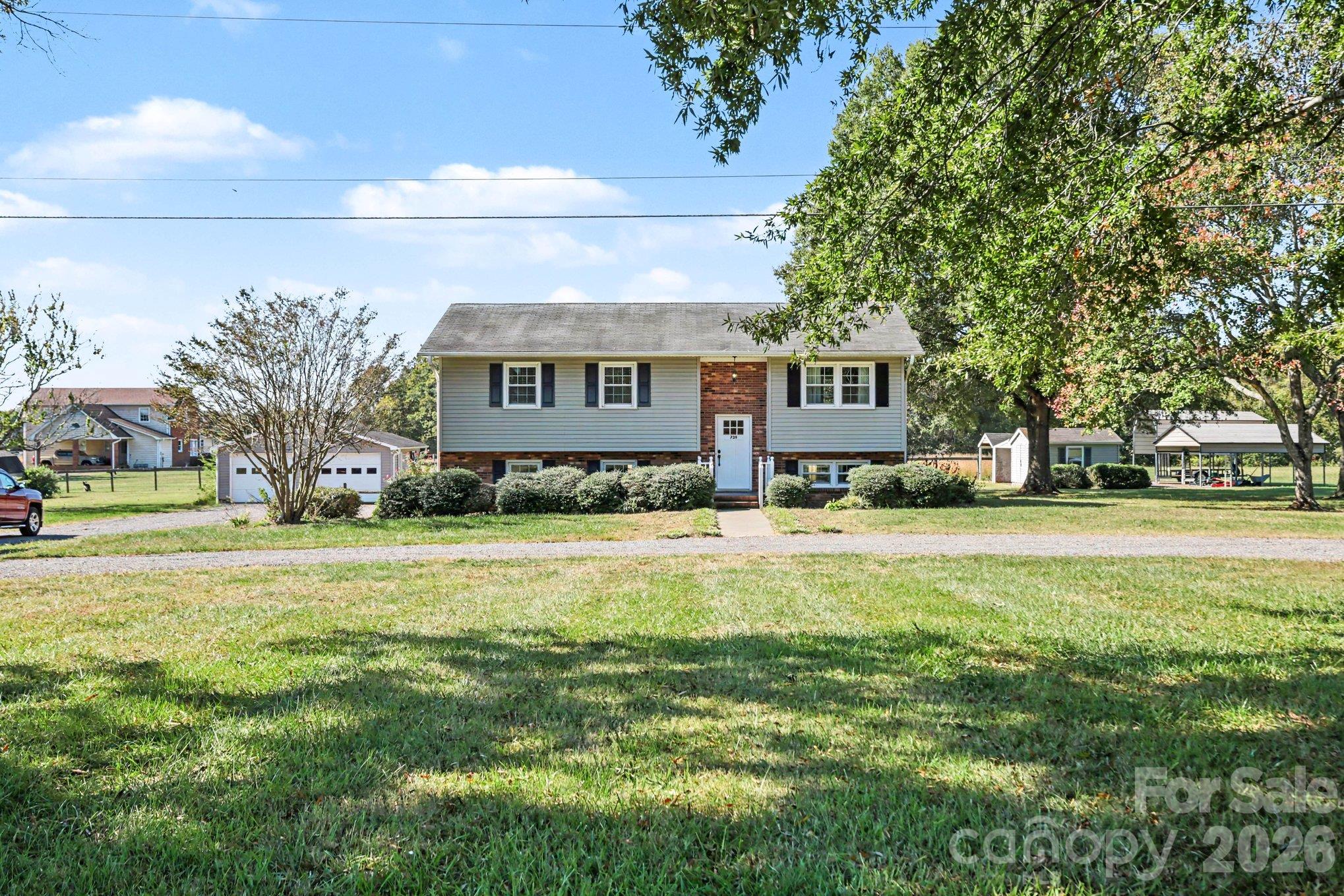 729 Redland Road