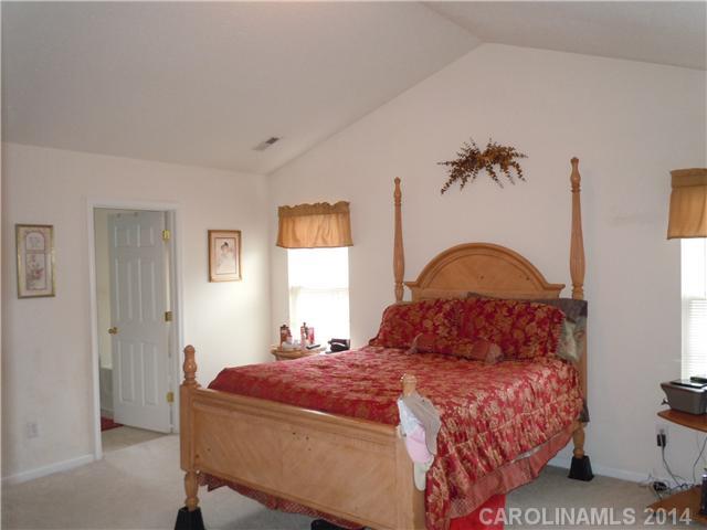 Longview Oaks - Residential