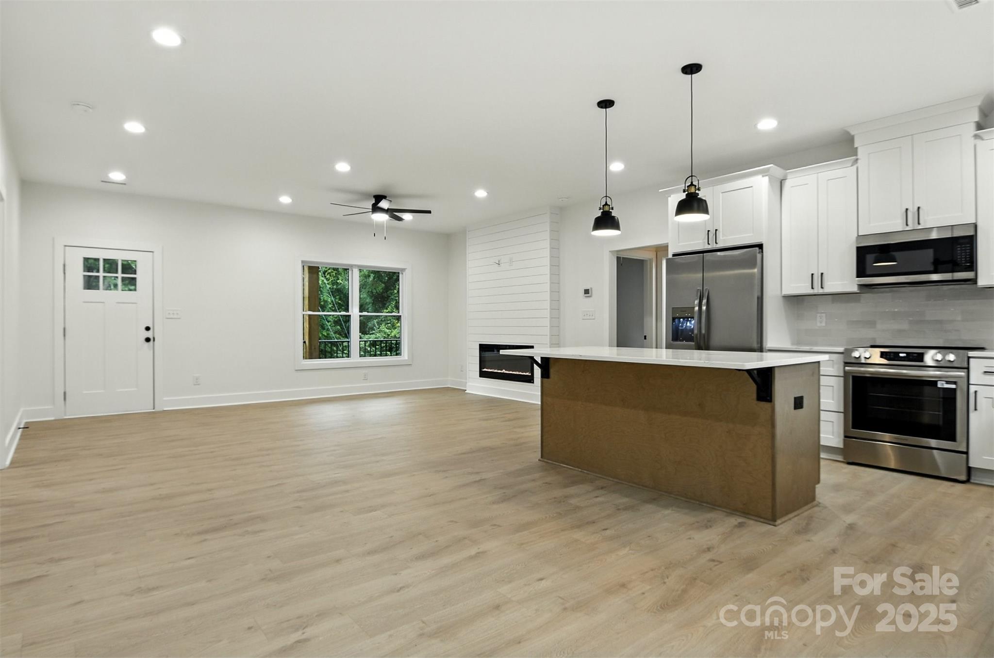 Willow Oaks - Residential