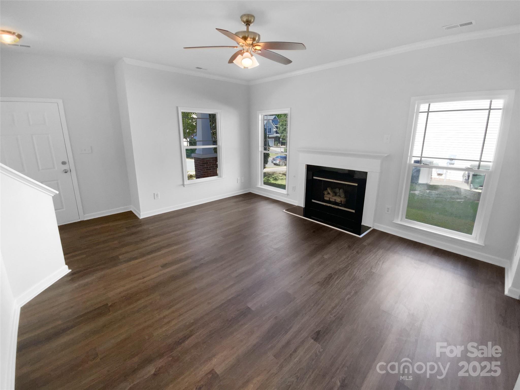 2124 Majestic Poplar Drive