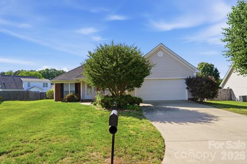 Photo of 1513 Standish Drive, Monroe, NC 28110 (MLS # 4369063)