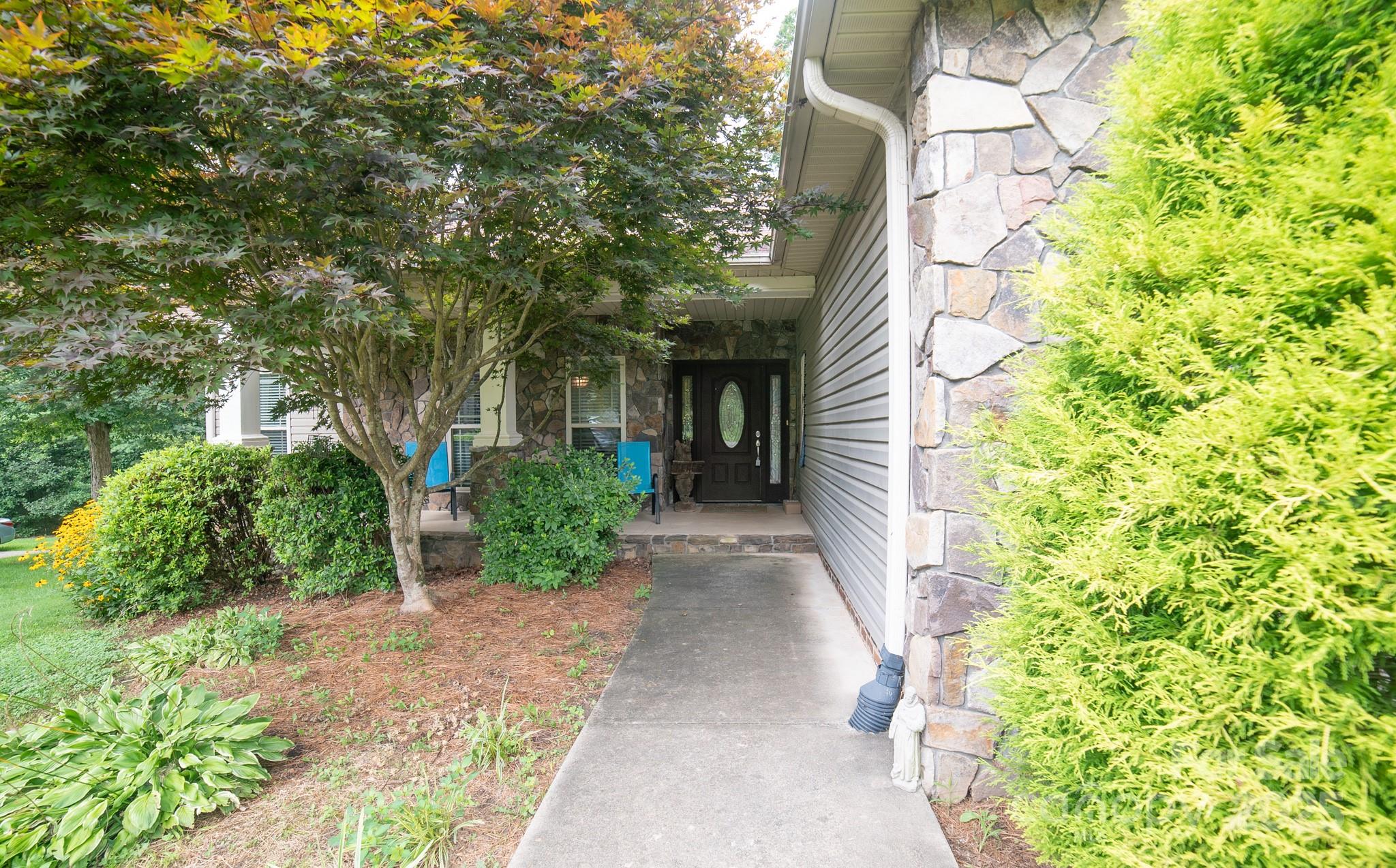 3615 Hollow Oak Lane